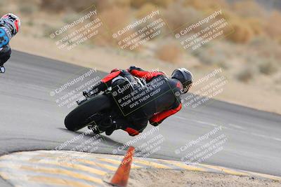 media/Dec-17-2022-SoCal Trackdays (Sat) [[224abd9271]]/Turn 10 Backside (120pm)/